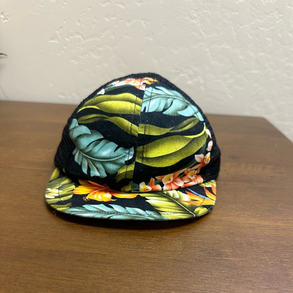 George Hat-tropical infant size